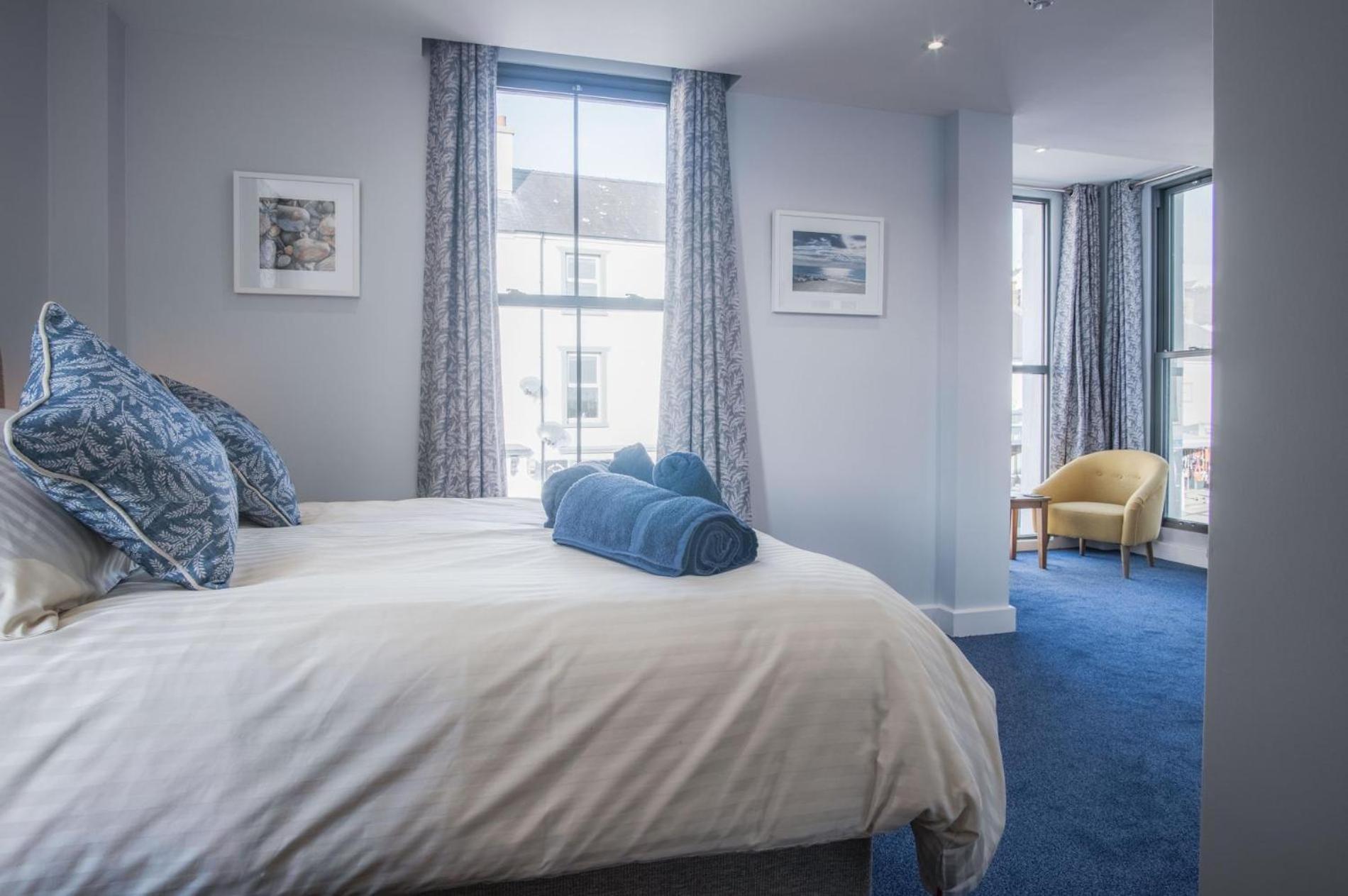 Ocean Cabins No 3 At The Square - Saundersfoot Habitación foto